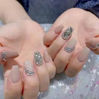 ネイル Queen‘s なんのネイルデザイン