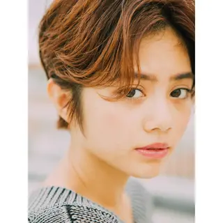 ショート カラー 林 里美のヘアスタイル