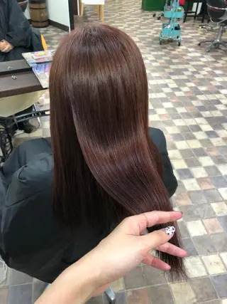 ロング 長岡 有里のヘアスタイル