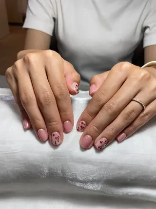 ネイル 富田 カネコのネイルデザイン