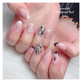 ミディアム ネイル 🐾enen style 🐾のネイルデザイン
