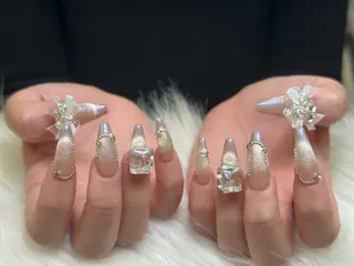 ネイル NIE NAIL Luxeのネイルデザイン