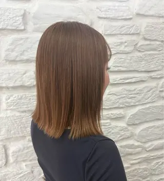 ミディアム 安谷屋 こはるのヘアスタイル