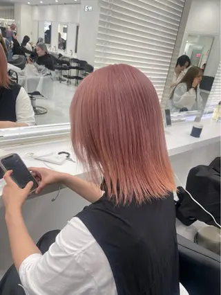 ロング カラー ラベンダー💜 グレージュ🩶のヘアスタイル