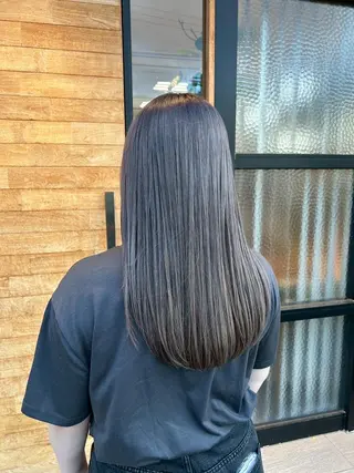 ロング 高村 菜子のヘアスタイル