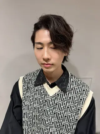 ミディアム パーマ メンズ 似合う髪型見つけます AYAKAのヘアスタイル