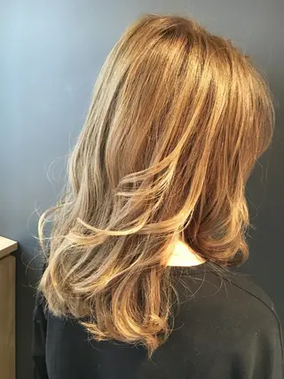 ミディアム カラー 田中 アキオのヘアスタイル