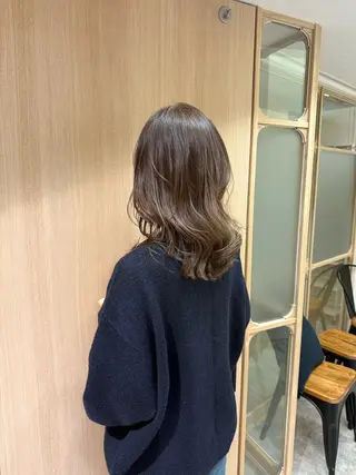 ミディアム care'A 廣瀬のヘアスタイル