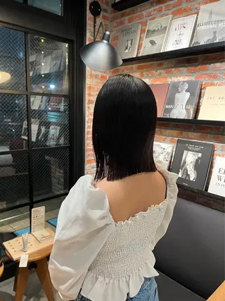 ミディアム 藤田 明輝のヘアスタイル