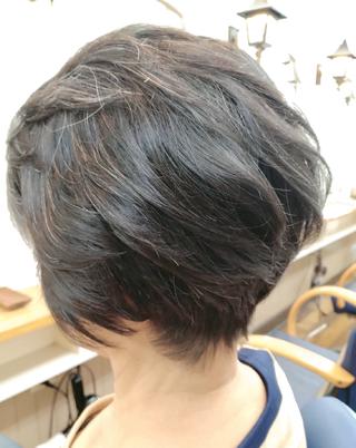 ショート パーマ 森長 咲子のヘアスタイル