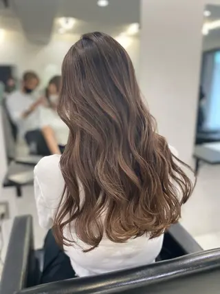ロング カラー レイヤーカット 赤み消し　店長/大和のヘアスタイル