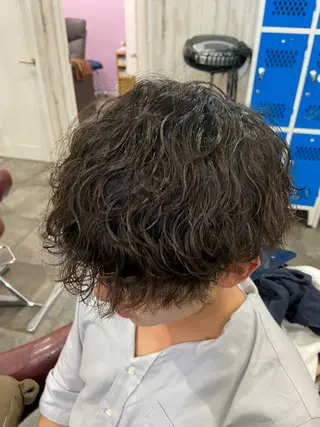 ショート パーマ メンズ カットパーマ✂️ 小坂田玲亜のヘアスタイル