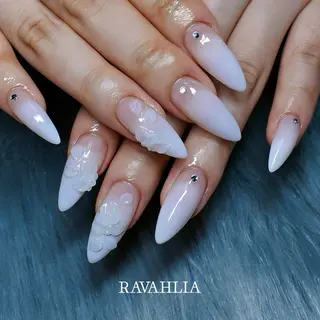 ネイル nail room RAVAHLIAのネイルデザイン