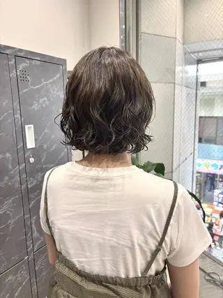 ショート パーマ "今"だけでない美髪 KOTOMIのヘアスタイル