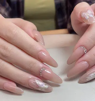 ネイル Queen's ゆなのネイルデザイン