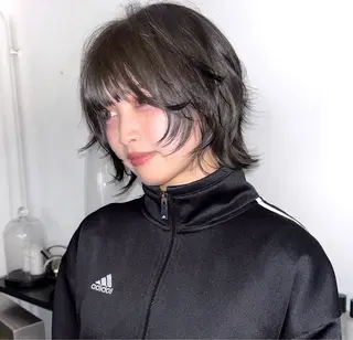 ショート カラー Rena✴︎トレンド ×スタンダードMIXのヘアスタイル