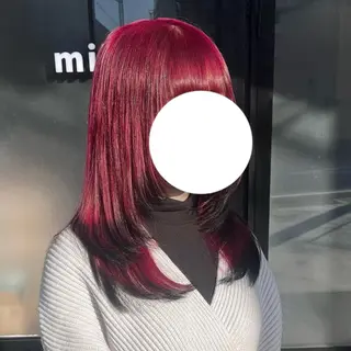 ミディアム カラー 伊藤 玲衣のヘアスタイル