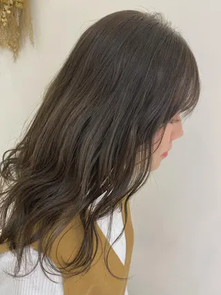 セミロング カラー 銀座メンズ専門🖤 叶奈々のヘアスタイル