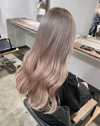ロング カラー ✨艶ブリーチカラー ✨四ノ宮裕己のヘアスタイル