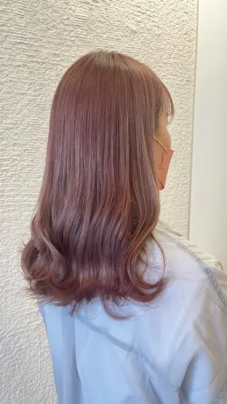 セミロング カラー 暖色/ブリーチカラー 🎀 M i k uのヘアスタイル