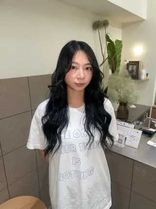 ロング カラー JURI /HUIのヘアスタイル