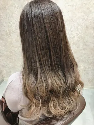 ロング Blanco 村松 美里のヘアスタイル
