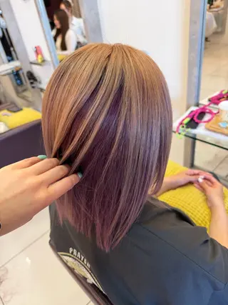 カラー 林 莉瑠のヘアスタイル