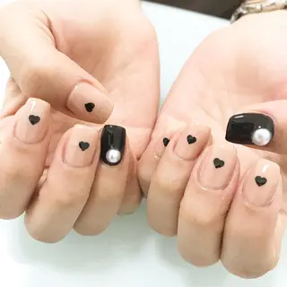 ネイル 板垣 綾乃のネイルデザイン