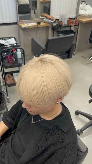 ミディアム カマタ ハルキのヘアスタイル