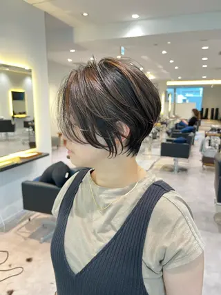 ショート 襟足でお悩みの方✂︎ くびれ職人ハシモトのヘアスタイル