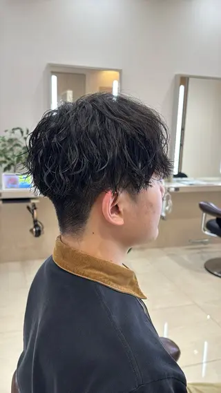 ショート パーマ メンズ パーマ/ハイトーン /吉田眞のヘアスタイル