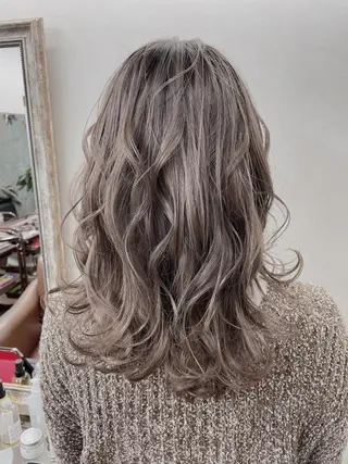 セミロング カラー TOWA 野村　コウダイのヘアスタイル