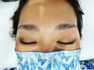 マツエク・マツパ Okada Marinaの眉毛・アイブロウイメージ