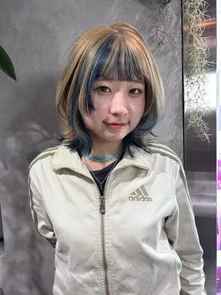 ミディアム カラー ヘアアレンジ color.nail 🫧ionaのネイルデザイン