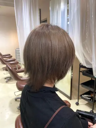 ショート カラー 山川 大翔のヘアスタイル
