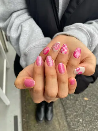 ネイル LAVISH 大和店 🤱子連れ大歓迎のネイルデザイン