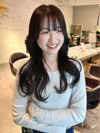 セミロング 宮川 あかりのヘアスタイル