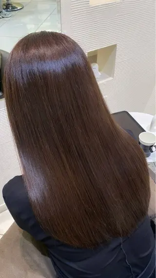 セミロング ハイトーン/ デザインカラー/カナのヘアスタイル