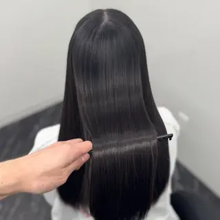 ロング パーマ 髪質改善Ⅰ透明感 艶カラーⅠたつやのヘアスタイル