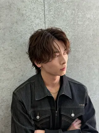 パーマ メンズ 深谷 侑亮のヘアスタイル
