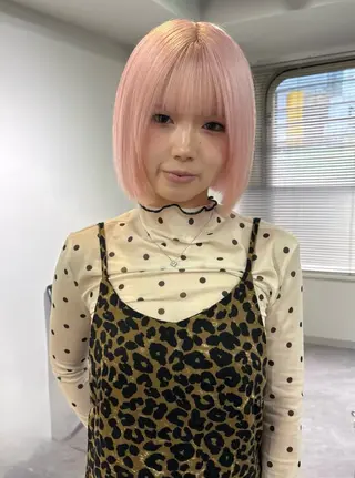 ショート カラー ヘアアレンジ 🌈【🎀ヘアデザイ ナー🎀】✨ノン✨のヘアスタイル