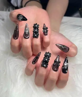 ネイル Rinaky Amee Nailのネイルデザイン