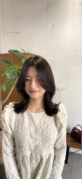 ミディアム 太田 すず香のヘアスタイル