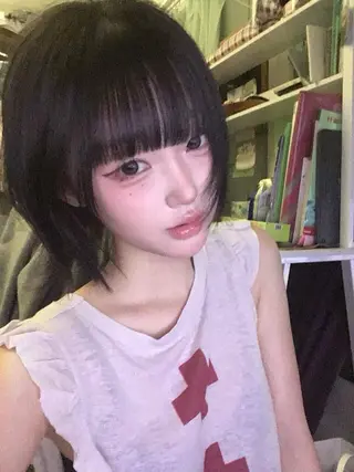 ショート ハッシュカット/レイ ヤーカットArataのヘアスタイル