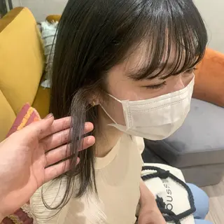 ミディアム カラー 本間 結衣のヘアスタイル