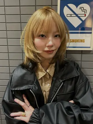 ミディアム LANAdesign bleach 🪐のヘアスタイル