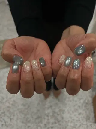 ネイル 小松 千冬のネイルデザイン