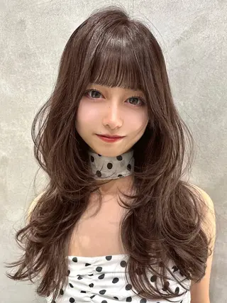 ロング Londnaitre MAHOのヘアスタイル