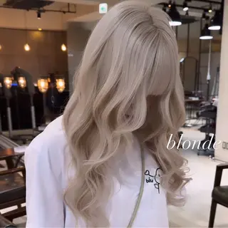 ロング カラー 💜ハイトーン💛 マジカルかいちゃんのヘアスタイル