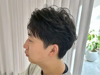 ショート センターパート 韓国ヘア・綾也のヘアスタイル